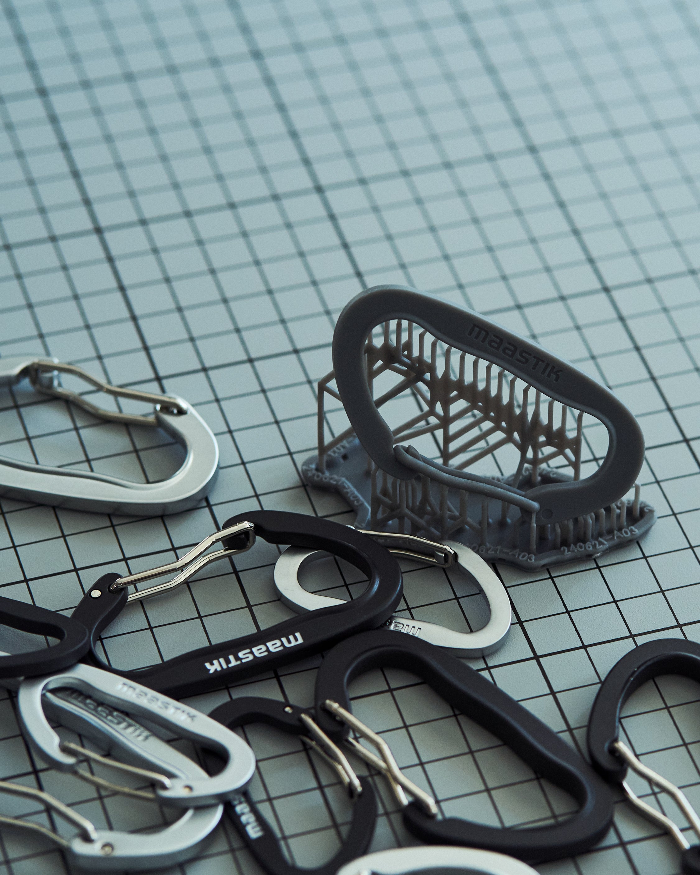 CARABINER